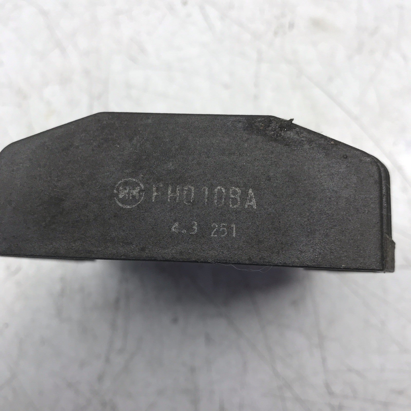 8939027