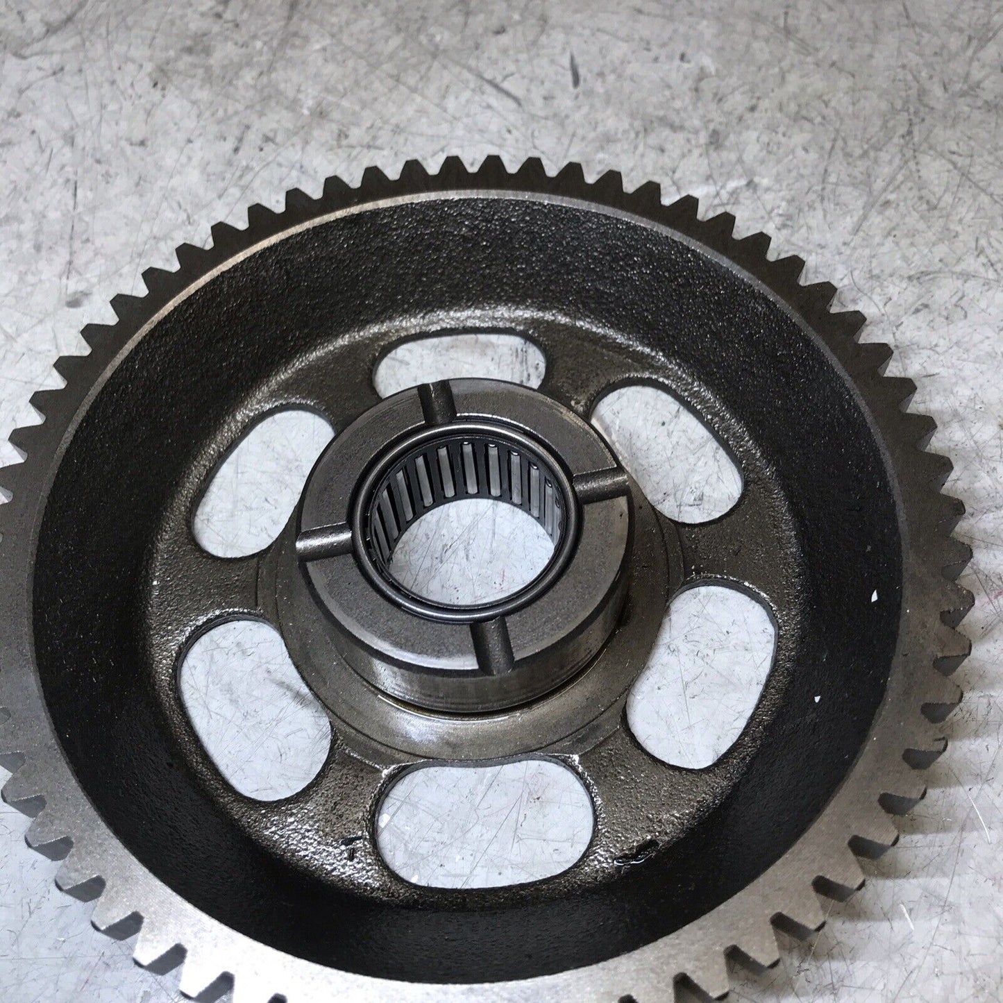 5674473