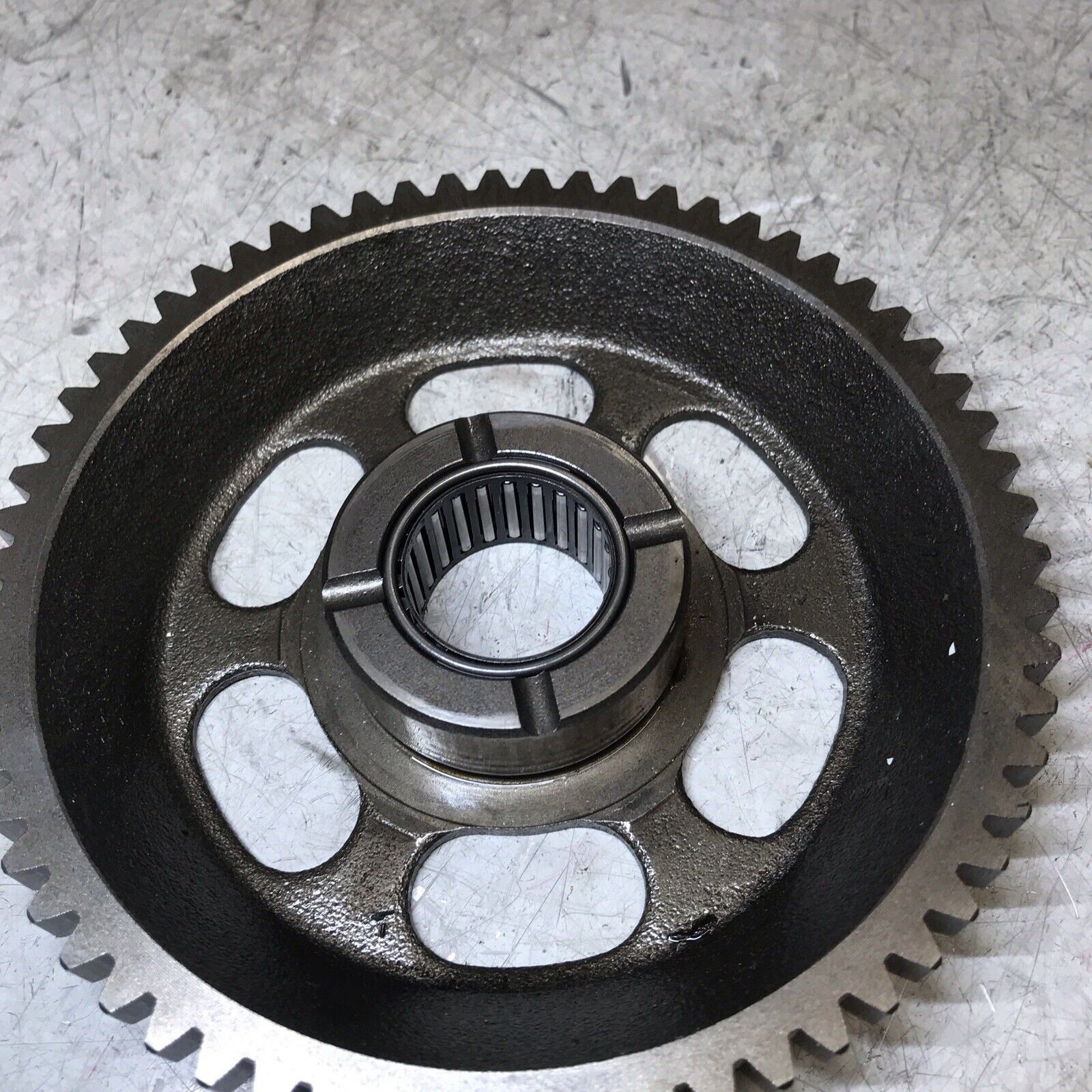 5674473