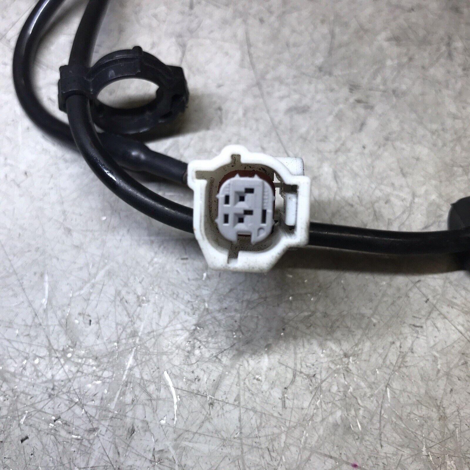 5674638