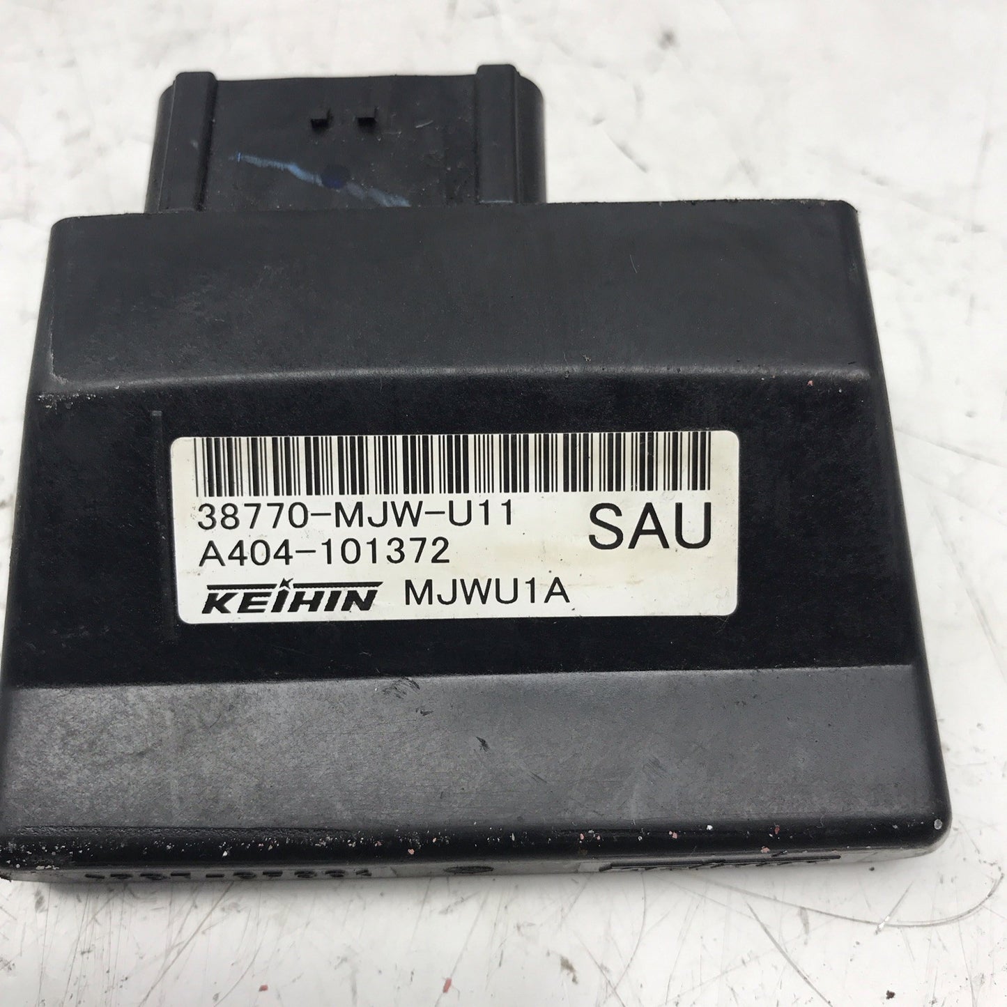 8660470