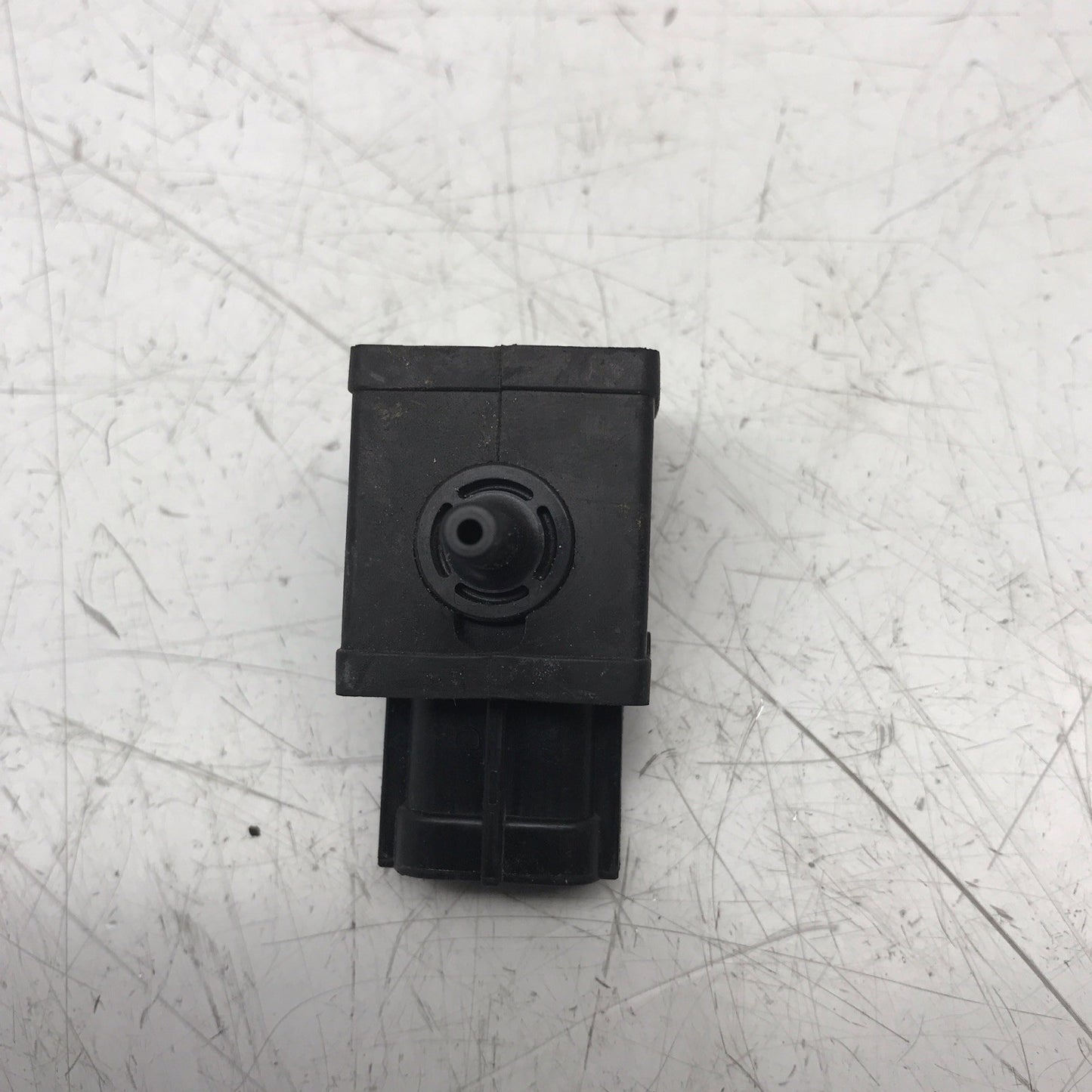 8850060