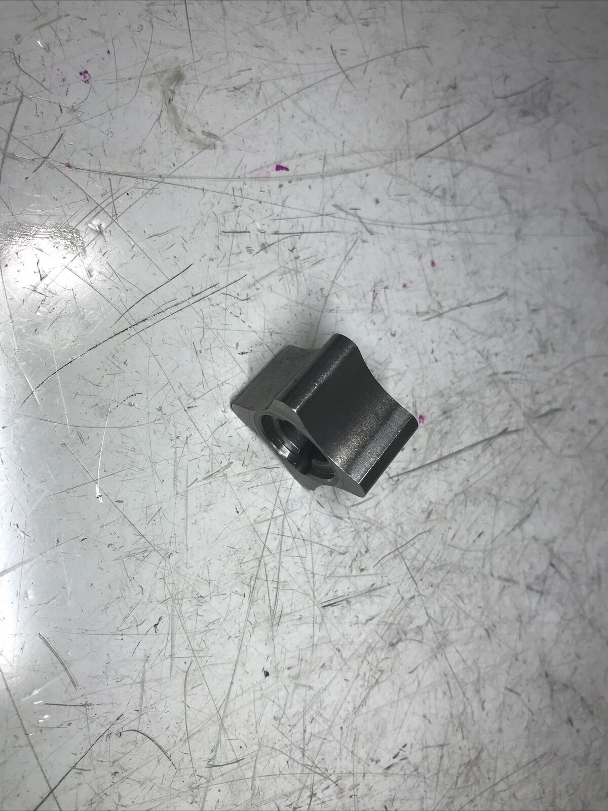 5674516