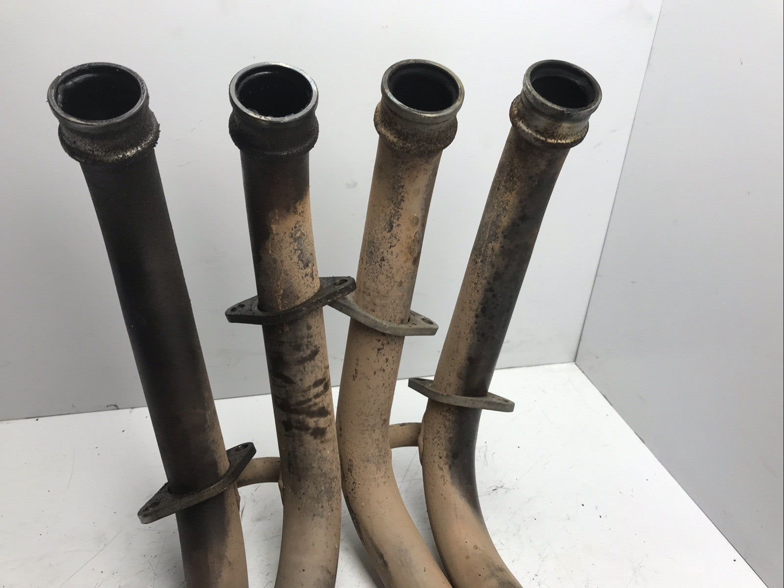 8877158