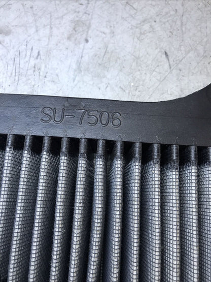 5674768