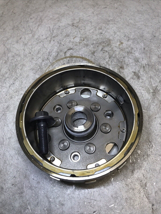 5674761